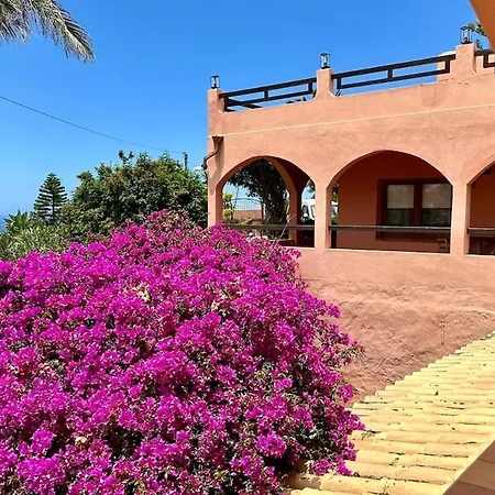 Great Views & Heated Pool - El Perenquen 3 Apartment La Matanza De Acentejo