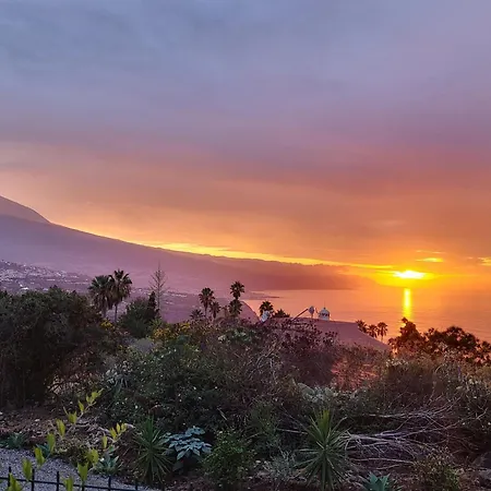 Great Views & Heated Pool - El Perenquen 3 Daire