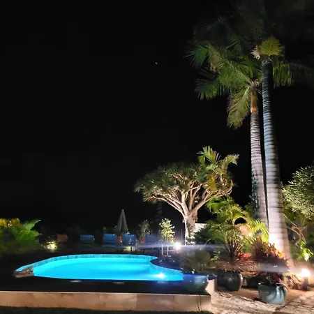 Great Views & Heated Pool - El Perenquen 3 아파트