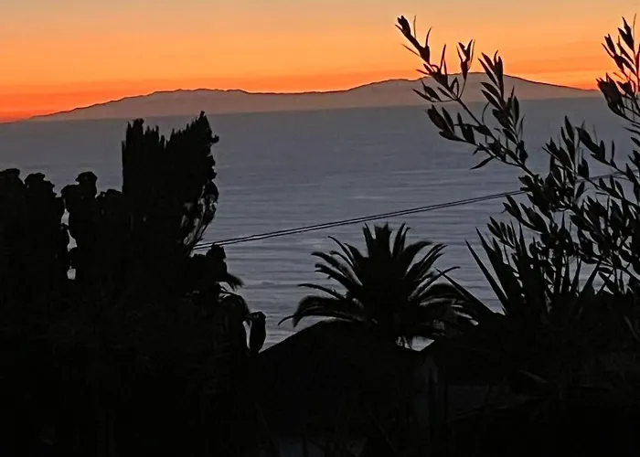 Διαμέρισμα Great Views & Heated Pool - El Perenquen 3 *